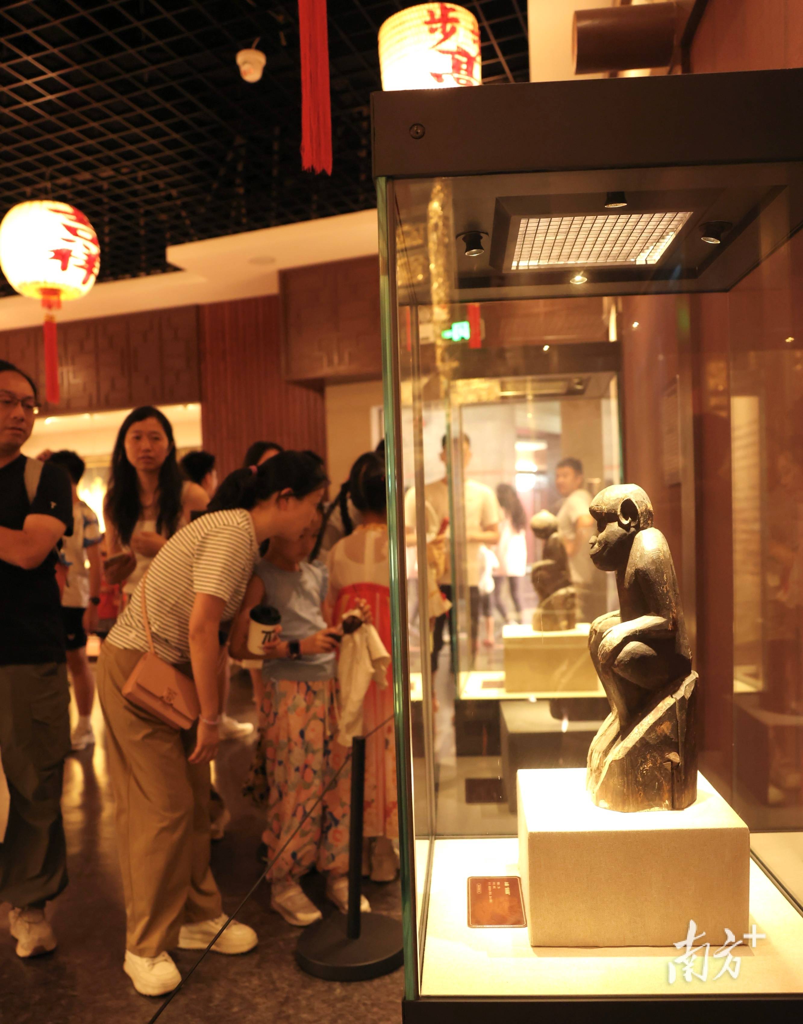 空间!“府楼猴”“瓷旺旺”成爆款pg电子中国潮州市博物馆新启文创(图3) 空间!“府楼猴”“瓷旺旺”成爆款pg电子中国潮州市博物馆新启文创(图3)